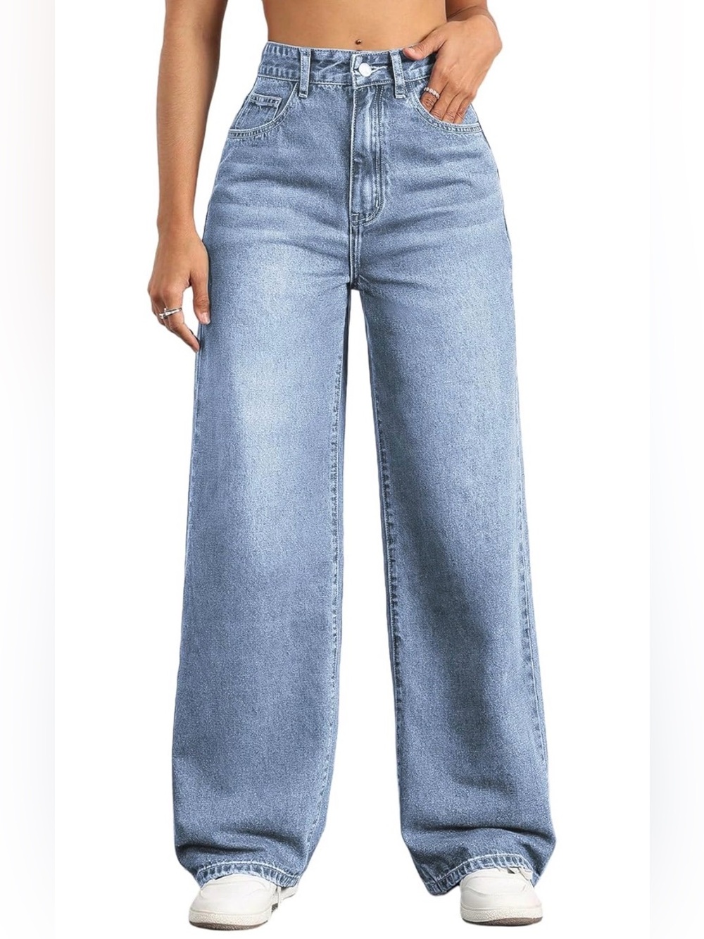 Classic Women's Wide-Leg Jeans in Light Blue